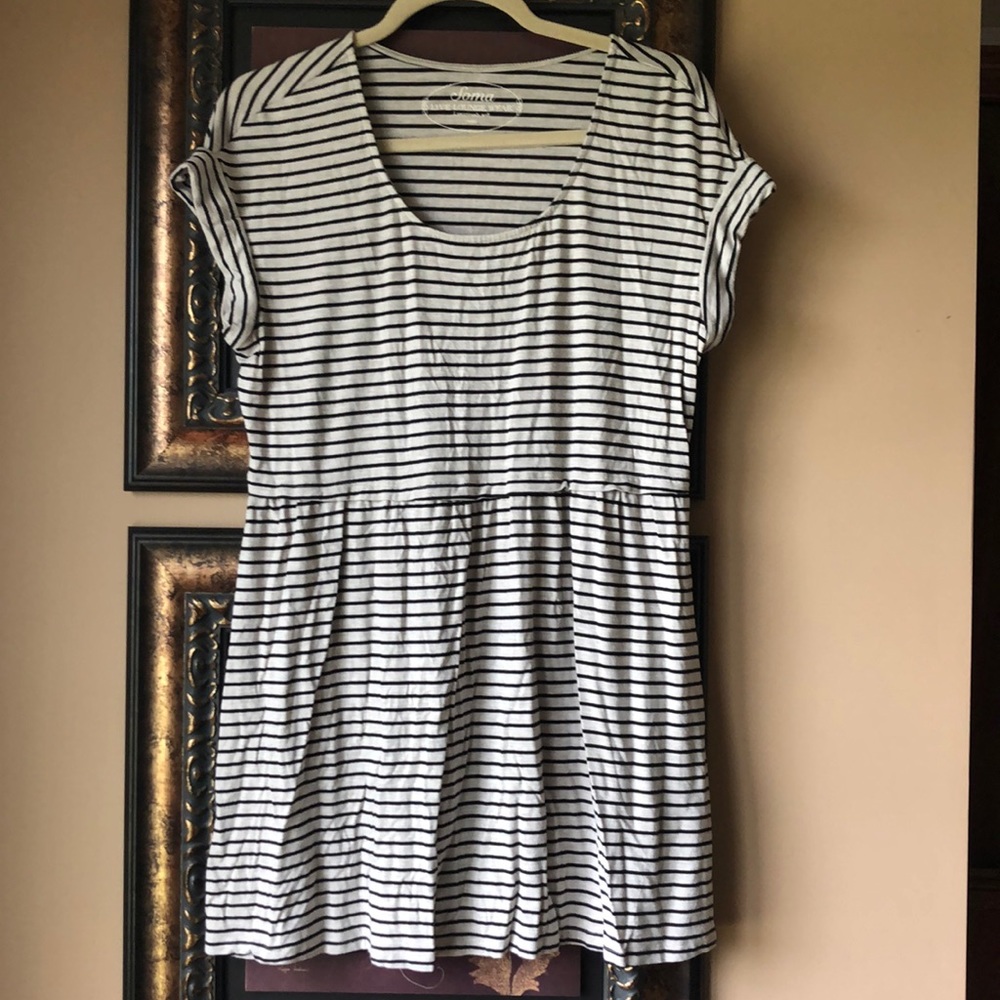 Soma (lounge wear) top